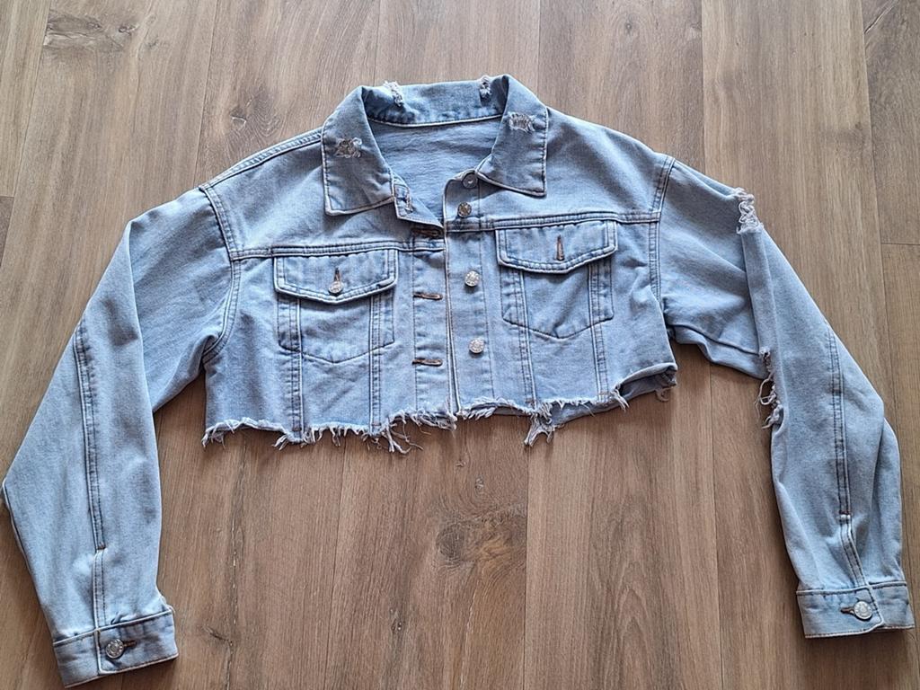 kort spijkerjasje licht blauw maat S BIJNA NIEUW, Ophalen of Verzenden, Zo goed als nieuw, Jasje, Maat 36 (S)
