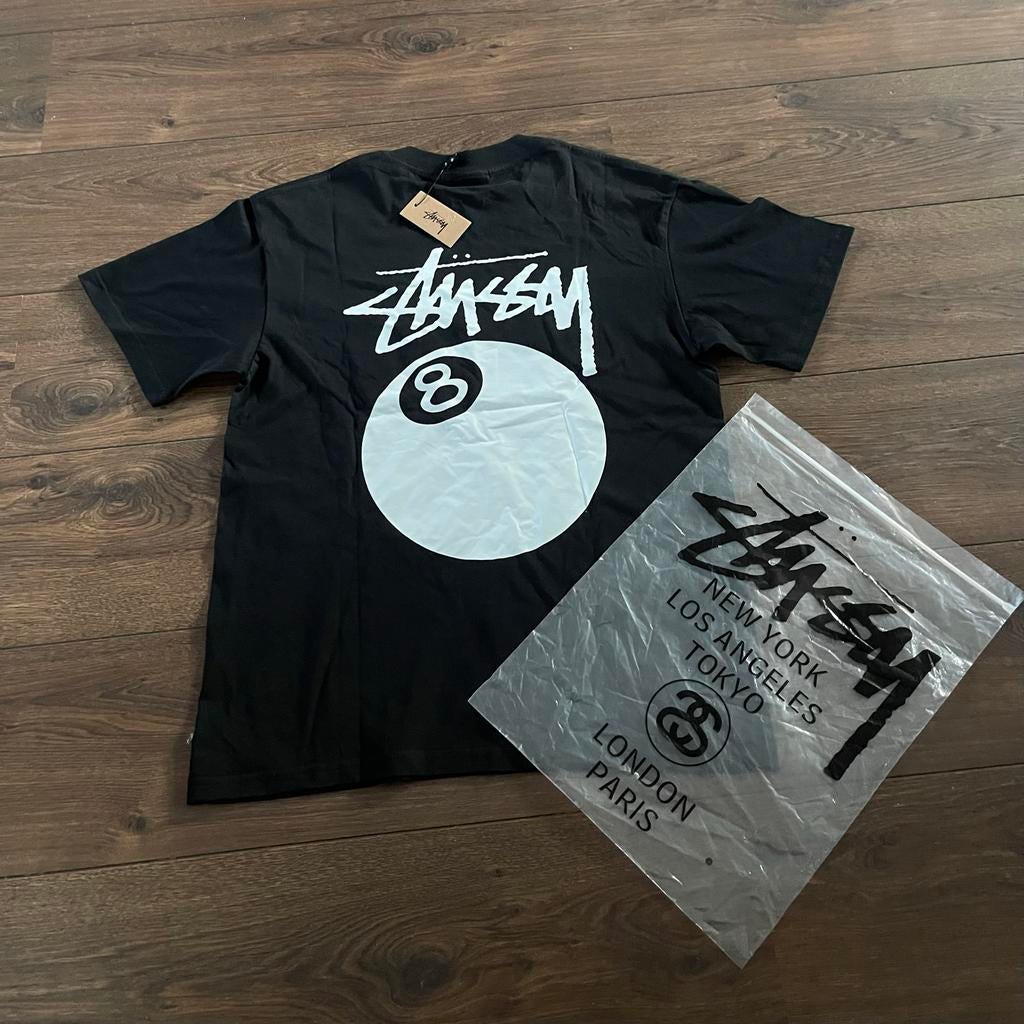 Stussy 8 Ball T-shirt Zwart - Nieuw met labels, Kleding | Heren, T-shirts, Ophalen of Verzenden, Nieuw, Maat 46 (S) of kleiner
