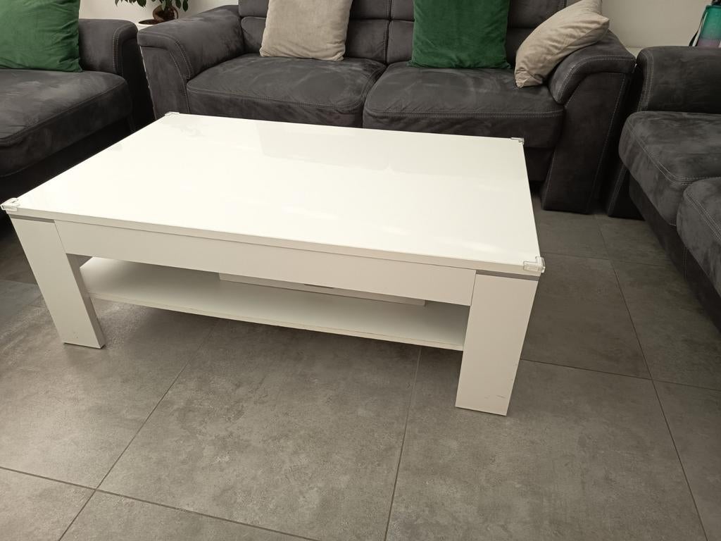 Salon tafel glans wit, Ophalen, Gebruikt
