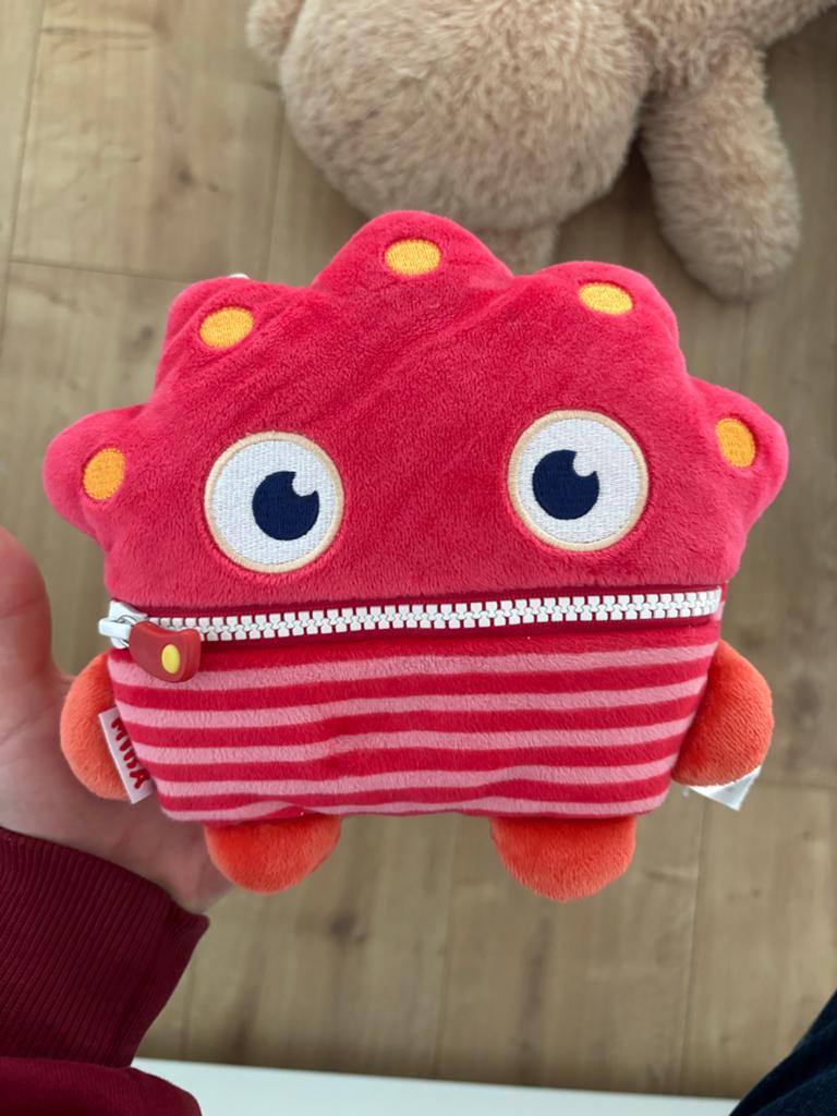 Rood knuffel etui met rits, vrolijk monster design, Ophalen, Overige merken, Overige karakters, Overige typen