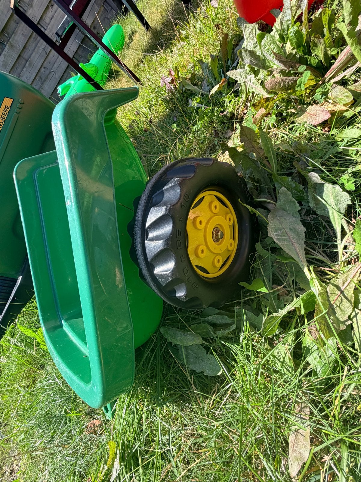 Groene speelgoedtractor met aanhanger, Ophalen, Gebruikt, Trapvoertuig