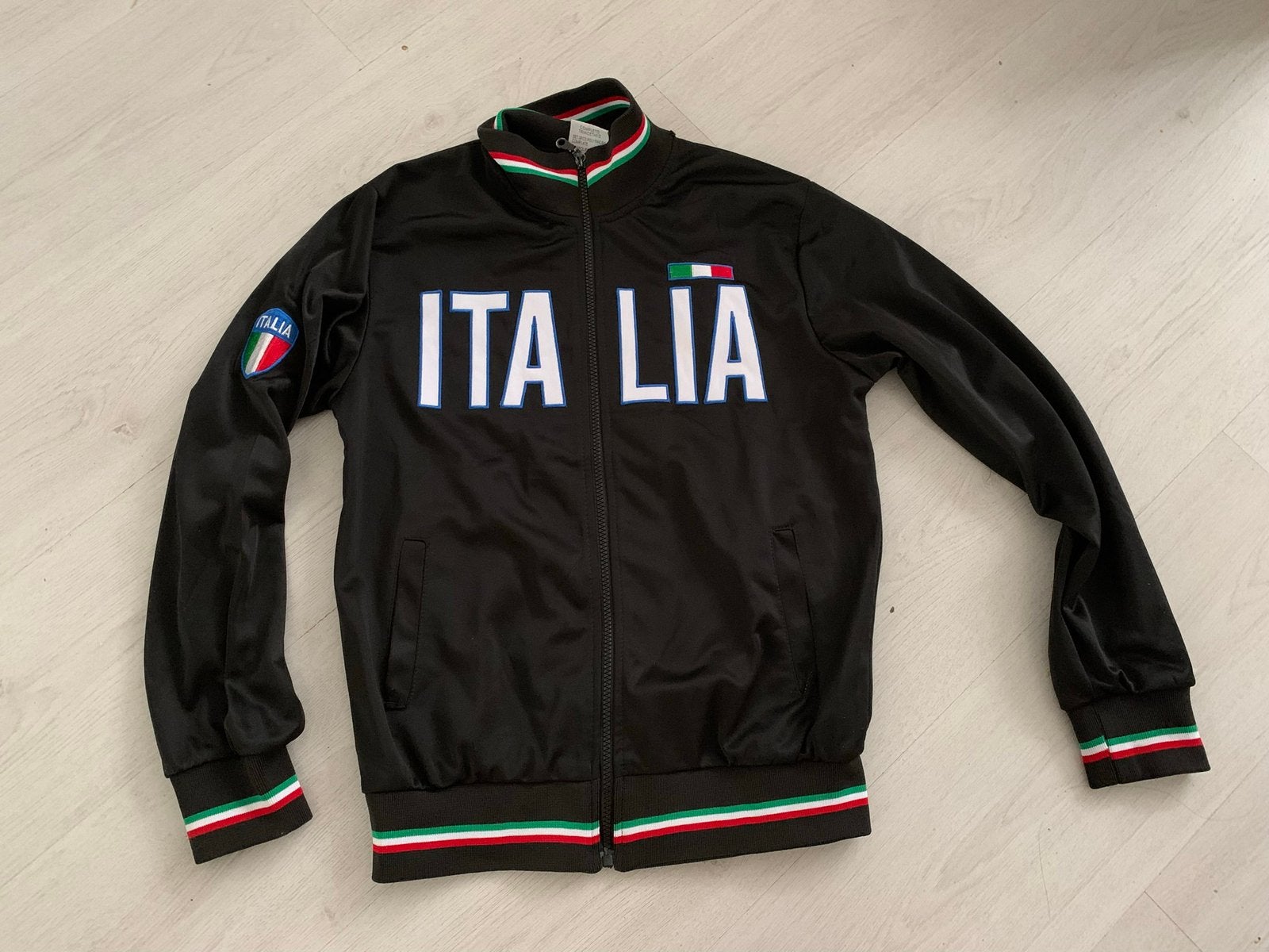 Italia trainingsjack maat 152, Ophalen of Verzenden, Zo goed als nieuw, Jongen, Sport- of Zwemkleding