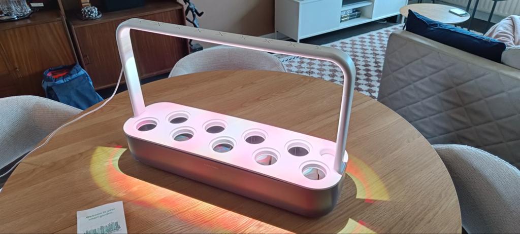 Click & Grow Smart Garden 9 - Kruidentuin voor binnen, Ophalen, Zo goed als nieuw, Kweekbak