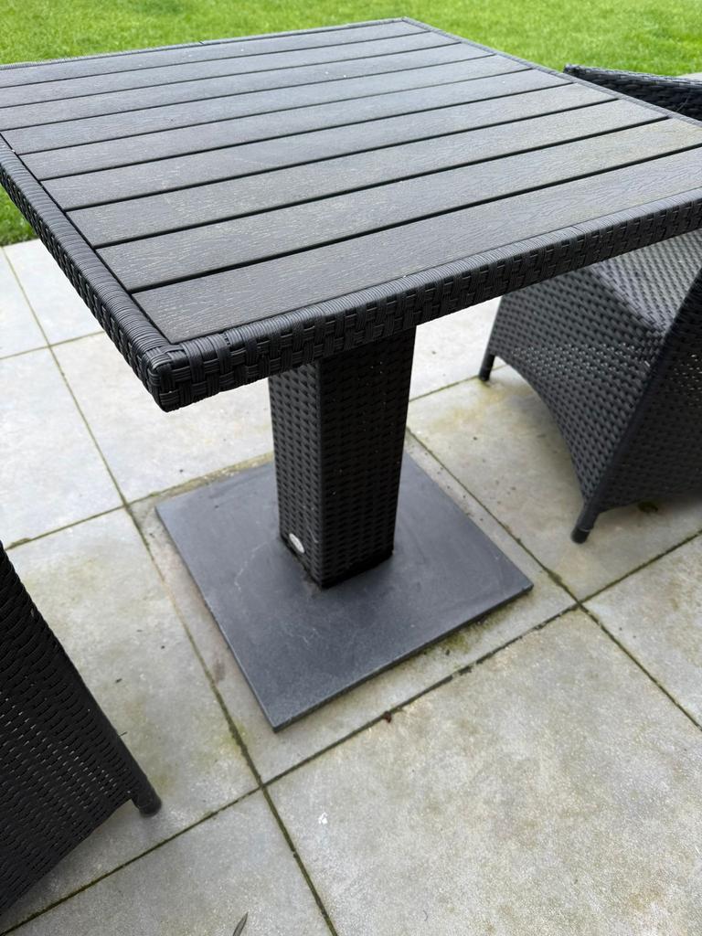 Wicker tuinset: vierkante tafel met 2 stoelen, Ophalen, Gebruikt, Vierkant, Wicker