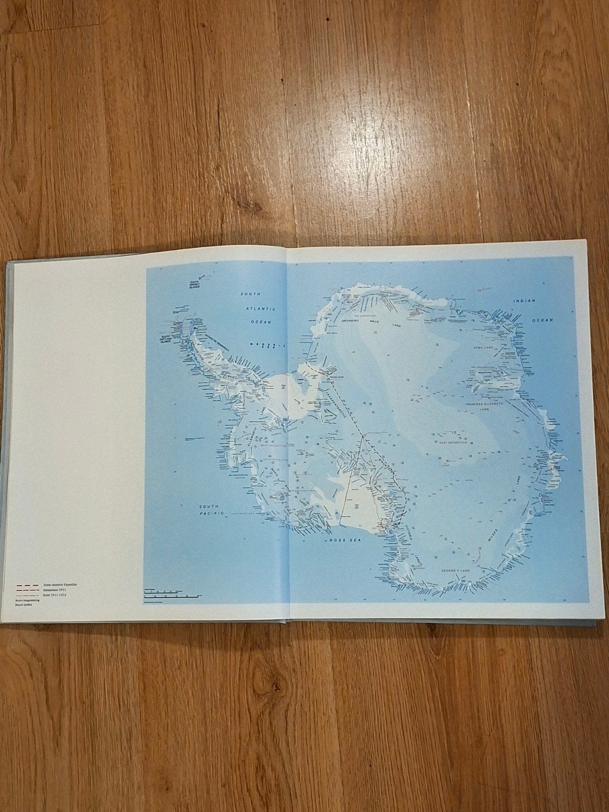 Luxe XL Fotoboek 'Antarctica' (Binnenkant Nieuwstaat), Boeken, Natuur algemeen, Jan vermeer, Ophalen, Gelezen