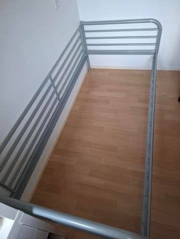 Eenpersoonsbed met metalen frame IKEA, Ophalen, Gebruikt, 90 cm, Eenpersoons
