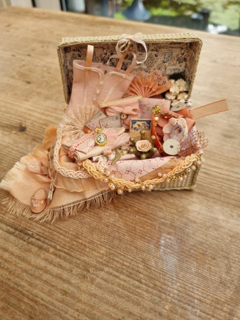 Schattig mand voor poppenhuis 1.12, Ophalen of Verzenden, Poppenhuis