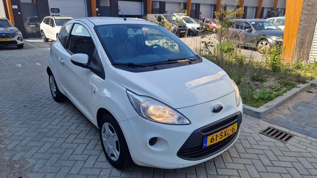 Te koop: Ford Ka (2011) – Betrouwbare stadsauto, Automaat, Lichtsensor, Zwart, 4 cilinders