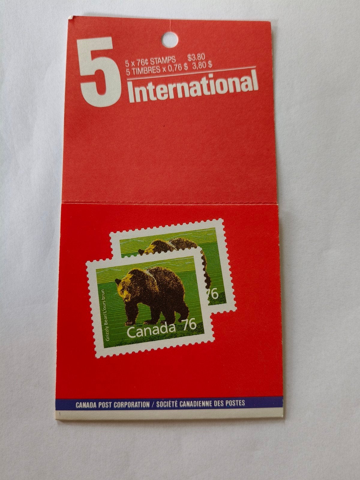 Canada Post International postzegelboekje Grizzly Beer, Ophalen of Verzenden