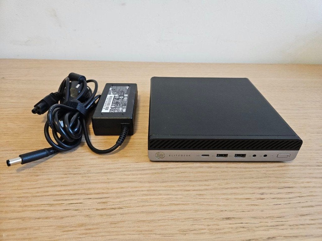 HP EliteDesk 800 G3 / i5 / 256GB SSD / 12GB RAM
