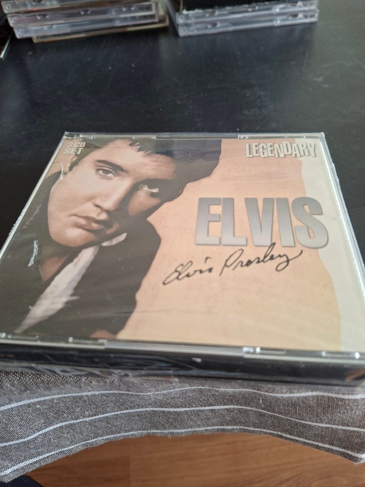 Elvis Presley, Ophalen