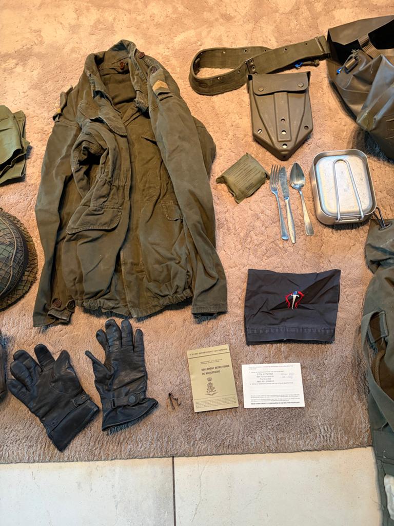 Oude militaire uitrusting Landmacht, Verzamelen, Militaria | Algemeen, Ophalen, Landmacht, Overige gebieden, Helm of Baret