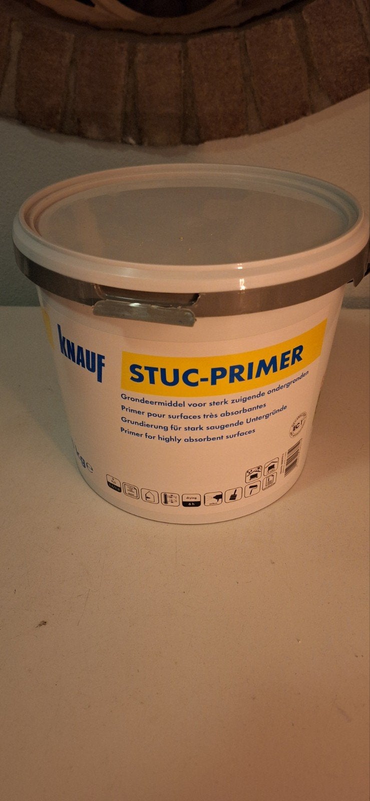 stuc primer knauf, Ophalen