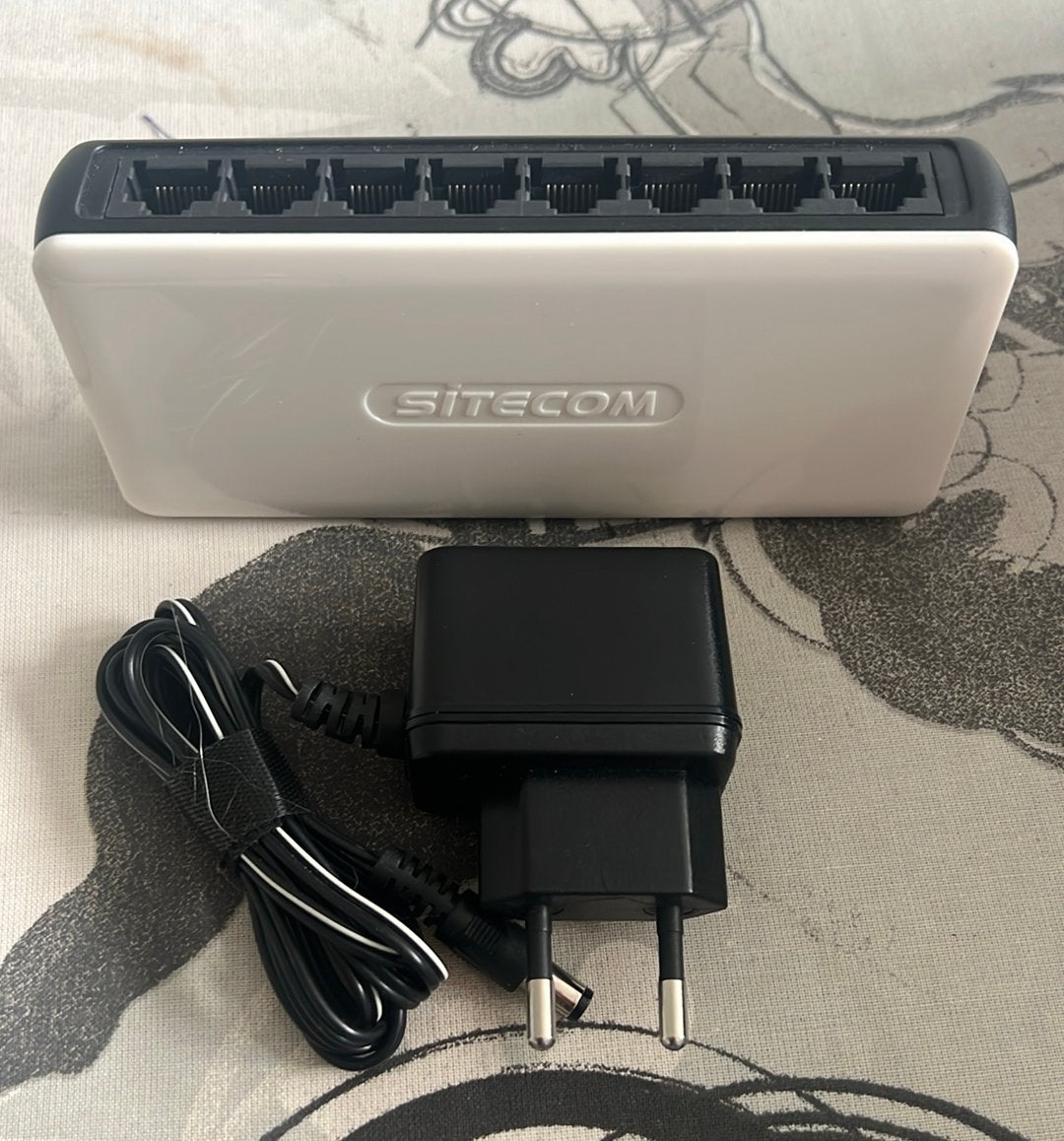 Sitecom LN-119 Fast Ethernet Switch 8 Port, Ophalen of Verzenden, Gebruikt