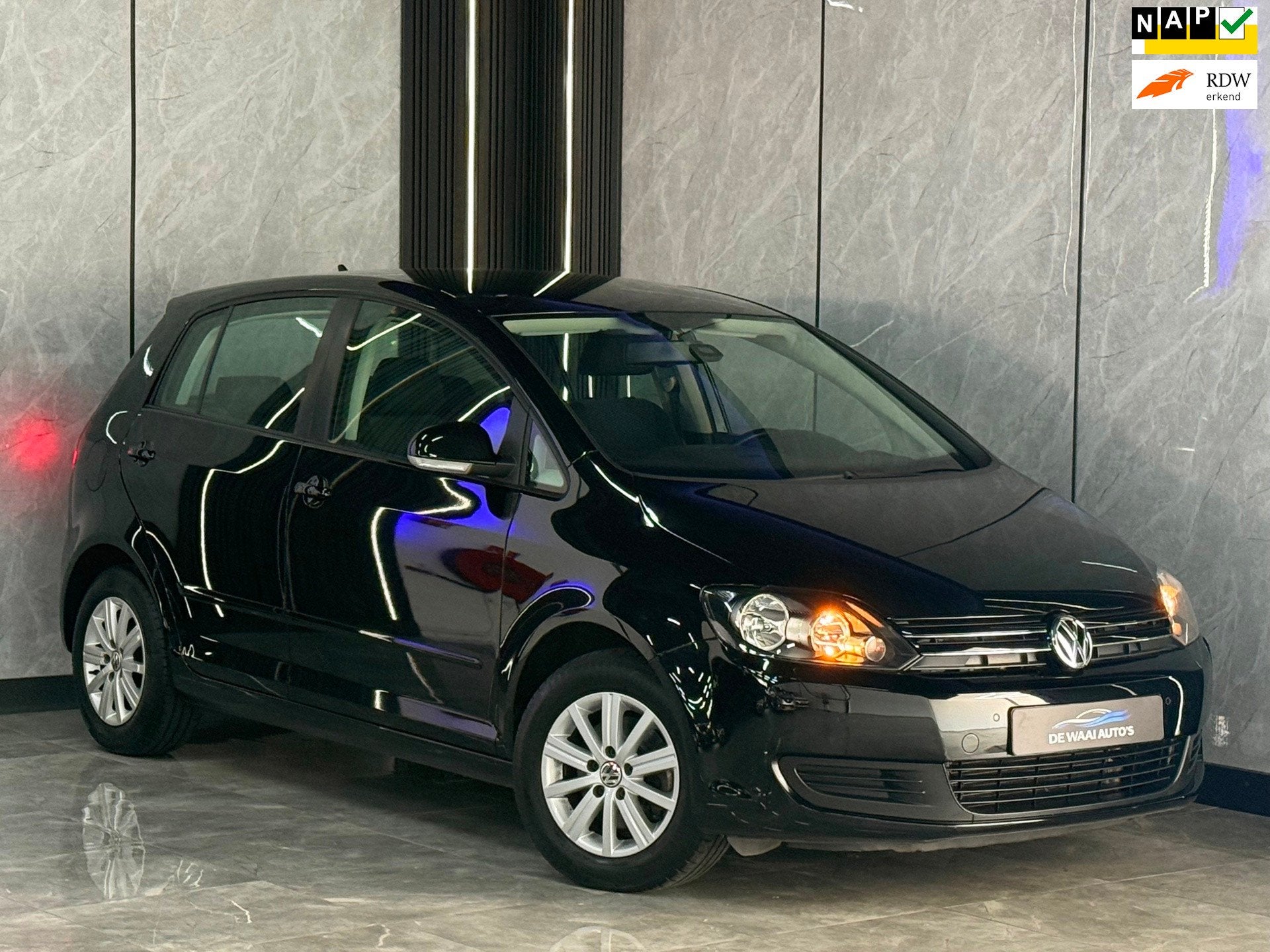 Volkswagen Golf Plus 1.6 TDI Comfortline BlueMotion |2e Eign, Auto's, Euro 5, Gebruikt, Zwart, 4 cilinders