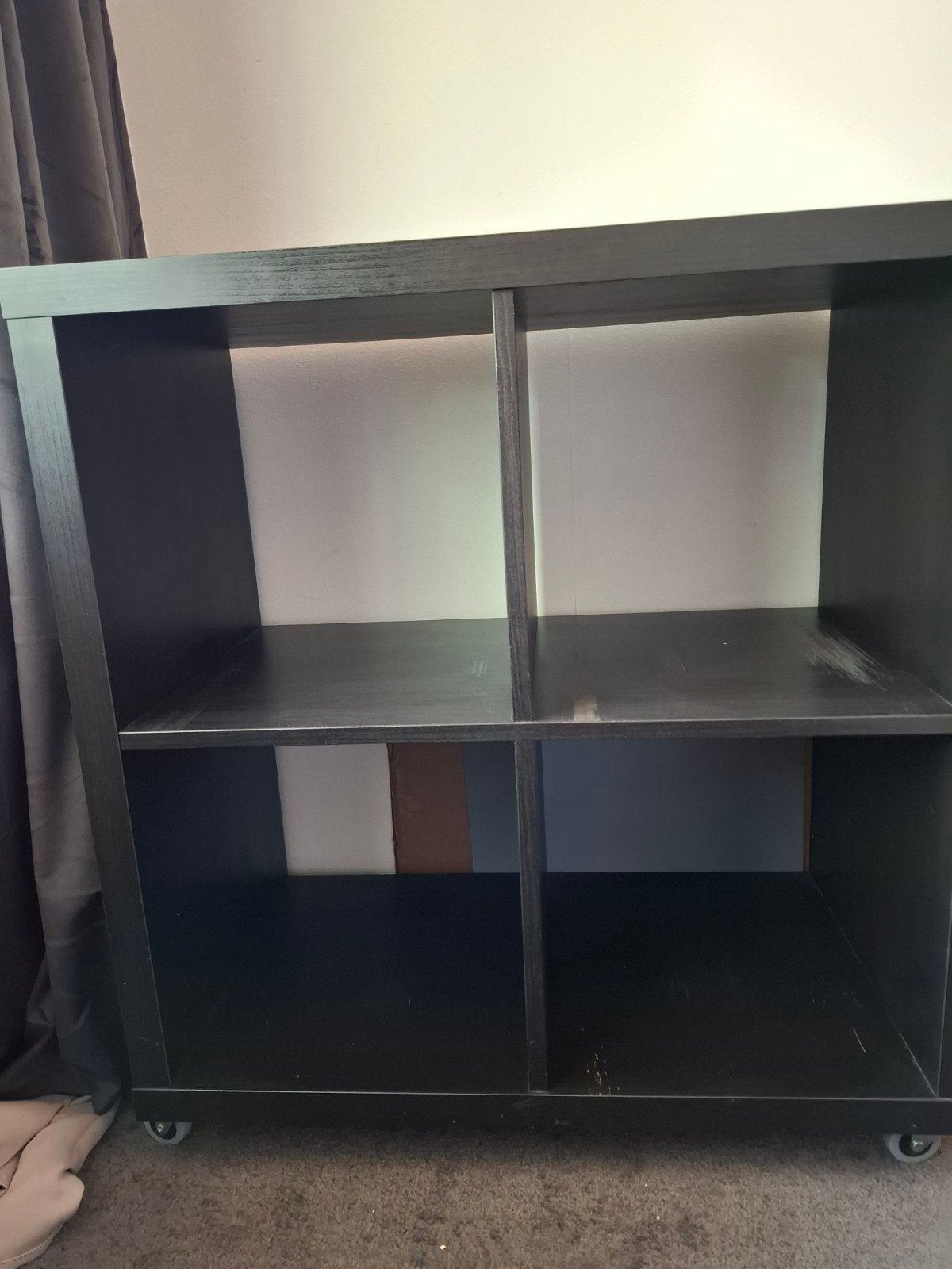 IKEA Kallax/Expedit kast met wieltjes, 2x2 vakken, Ophalen, Gebruikt