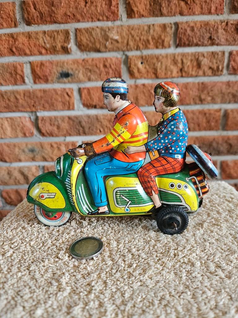 Zeldzame Technofix no 282 Scooter met unieke rode broek, Ophalen of Verzenden