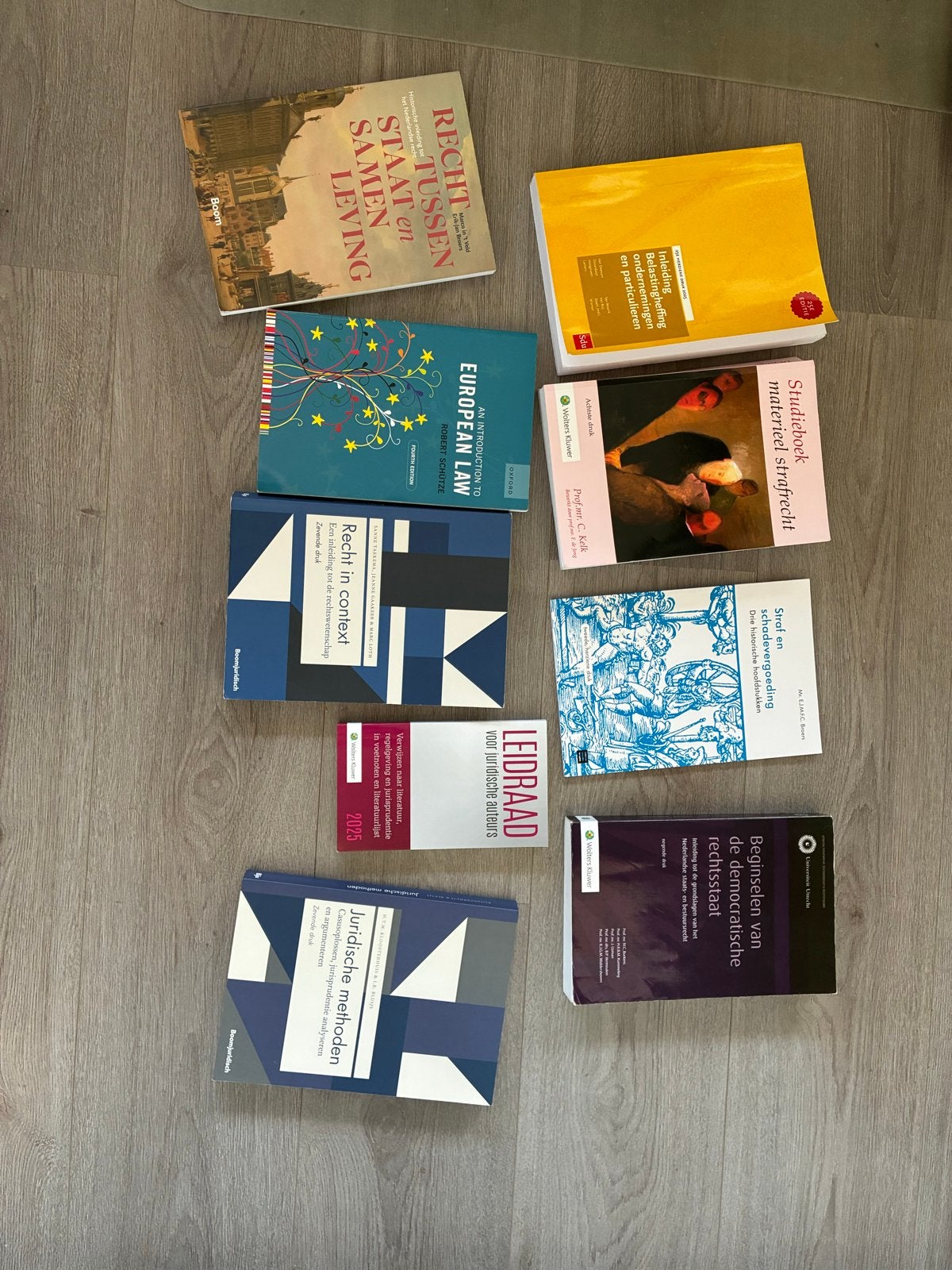 Juridische studieboeken (ook los verkoopbaar, €20 per stuk), Ophalen, Gamma, Gelezen, WO