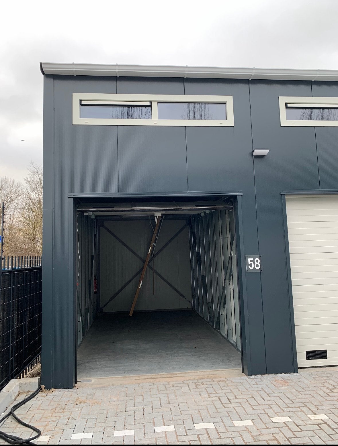 XL Garagebox / opslagruimte Almere Buiten te HUUR - 36m2, Auto diversen