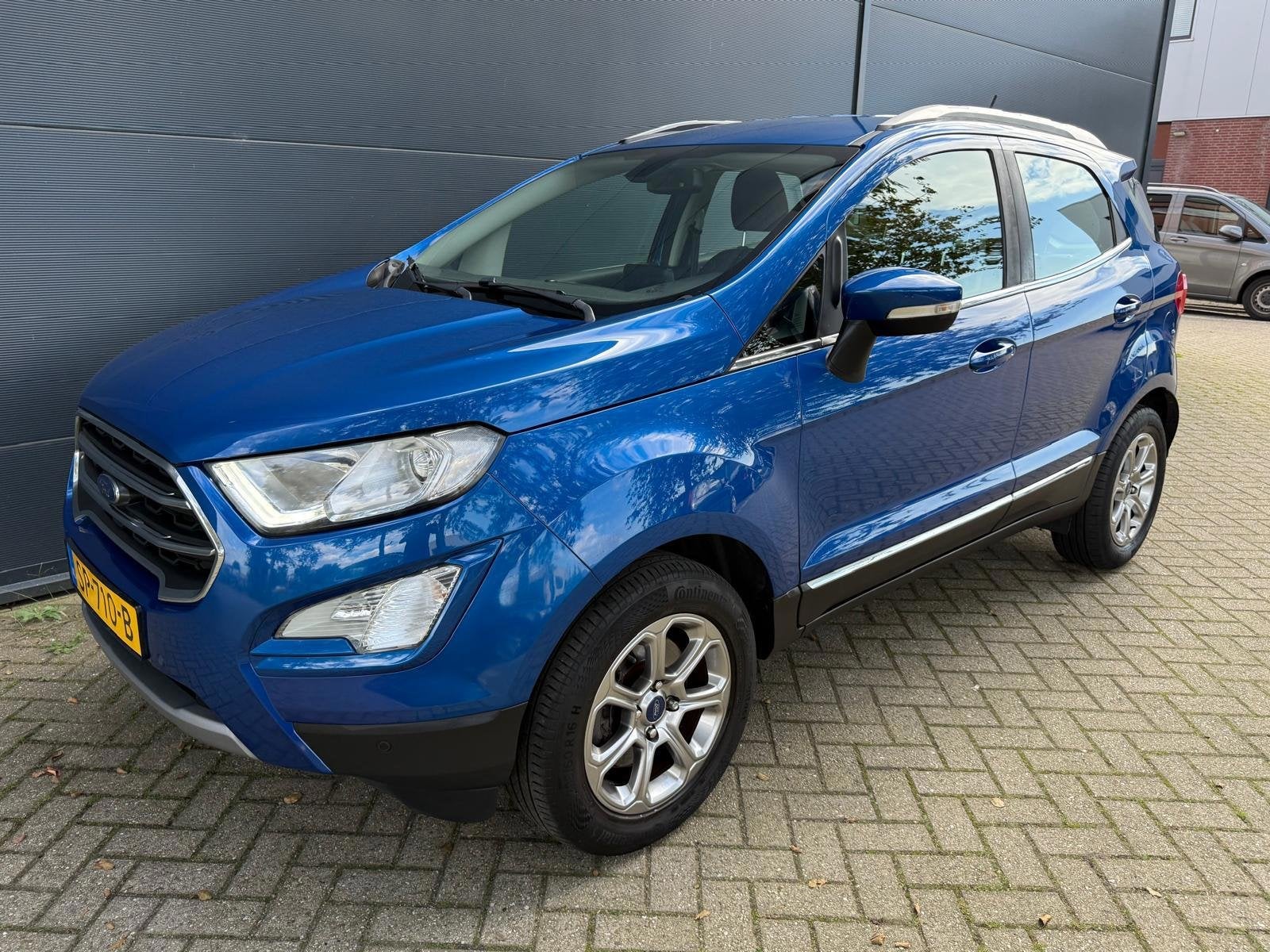 Ford EcoSport 1.0 EcoBoost/Navi/Carplay/Camera/trekhaak, Auto's, Voorwielaandrijving, Dealer onderhouden, 125 pk, Gebruikt