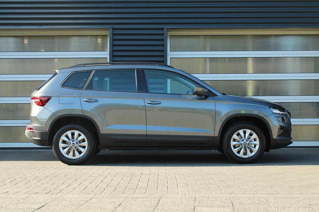 Skoda Karoq 1.0 TSI 115pk Business Edition | Trekhaak Uitkla, Auto's, Voorwielaandrijving, Stof, Euro 6, 116 pk