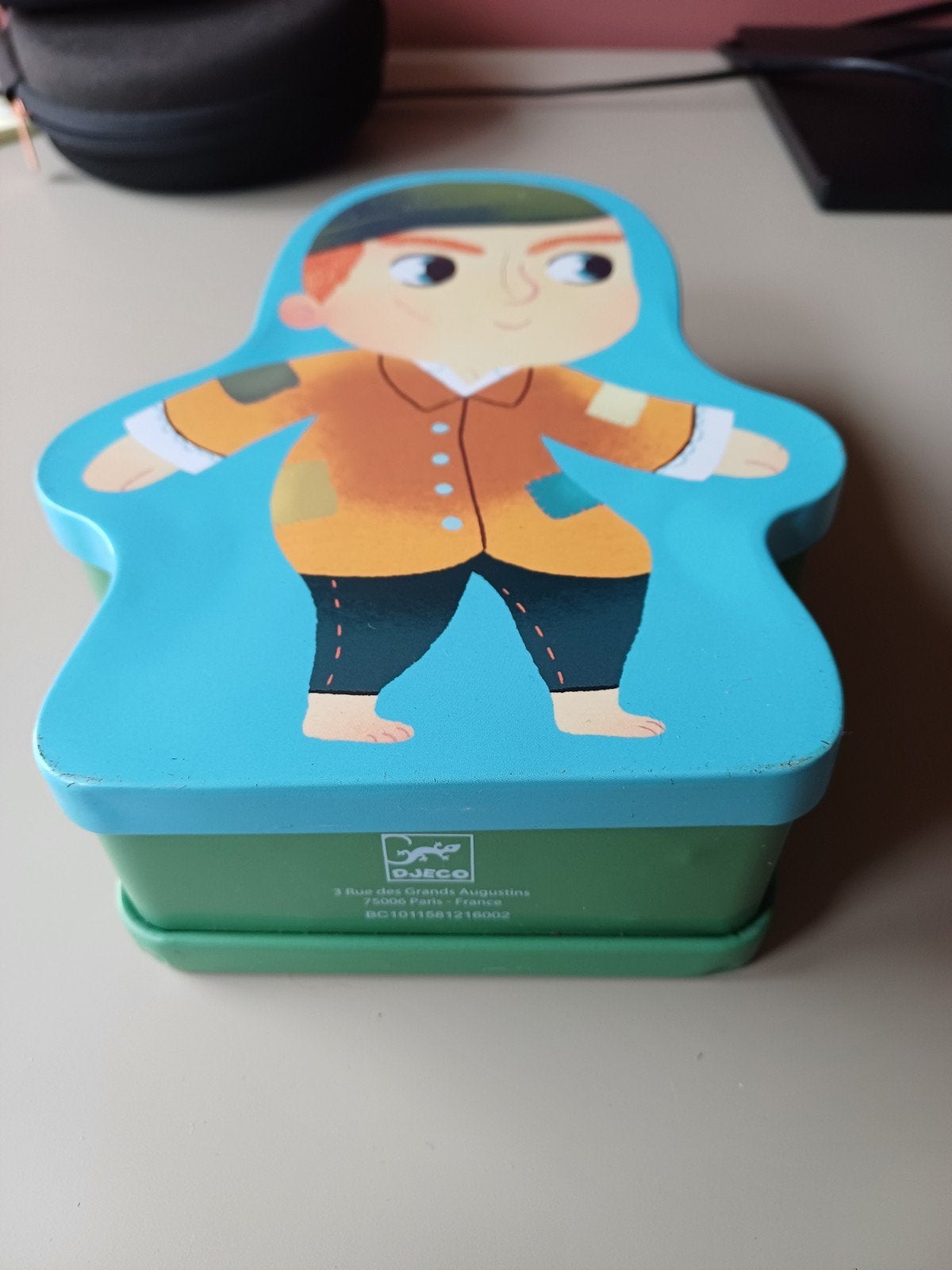 Djeco magneetbox, Kinderen en Baby's, Ophalen, Gebruikt, Puzzelen