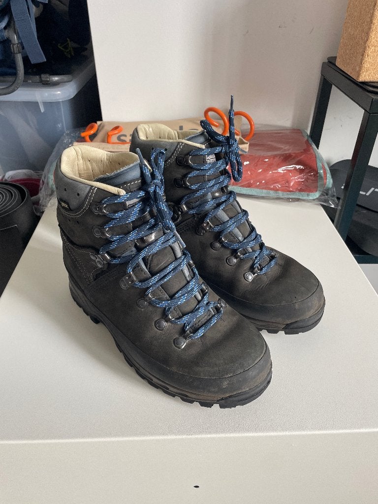 Meindl maat 41, Sport en Fitness, Bergsport en Wandelen, Ophalen of Verzenden, Zo goed als nieuw, Schoenen