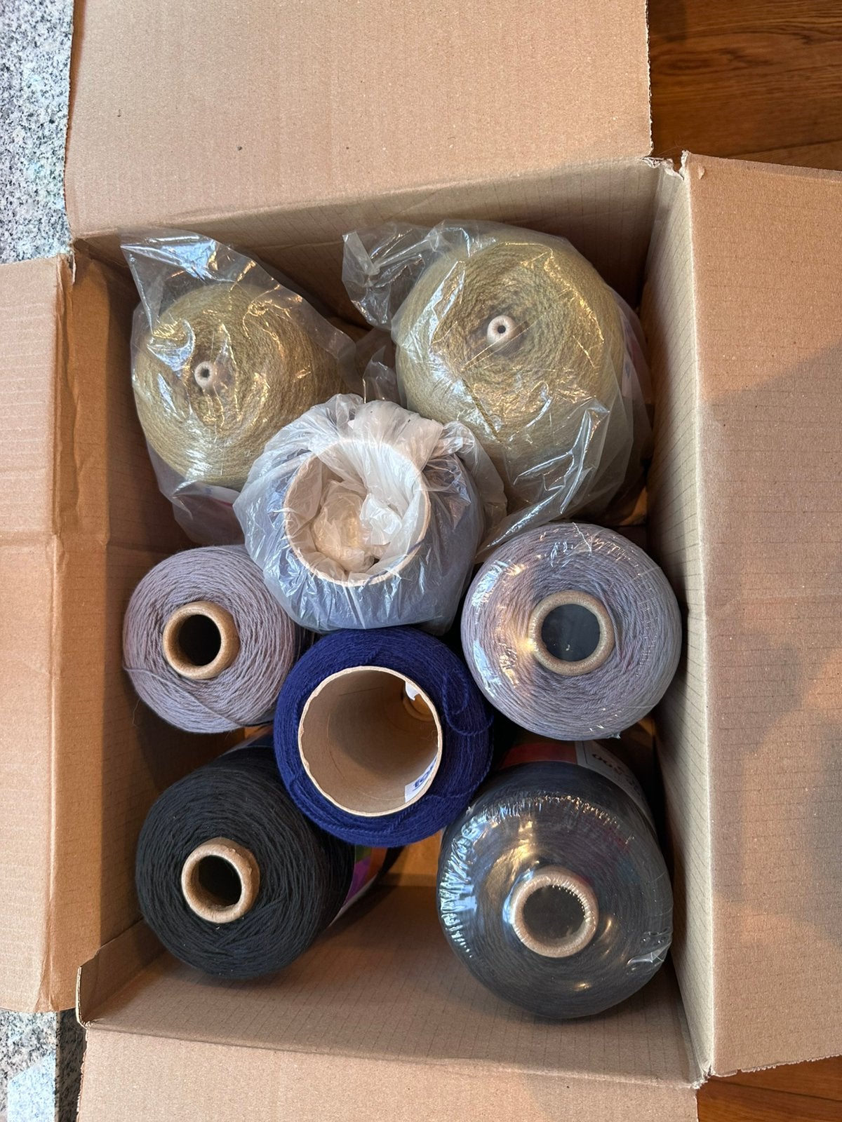 2 dozen met breimachine konen, Ophalen, Nieuw, Breien, Machine