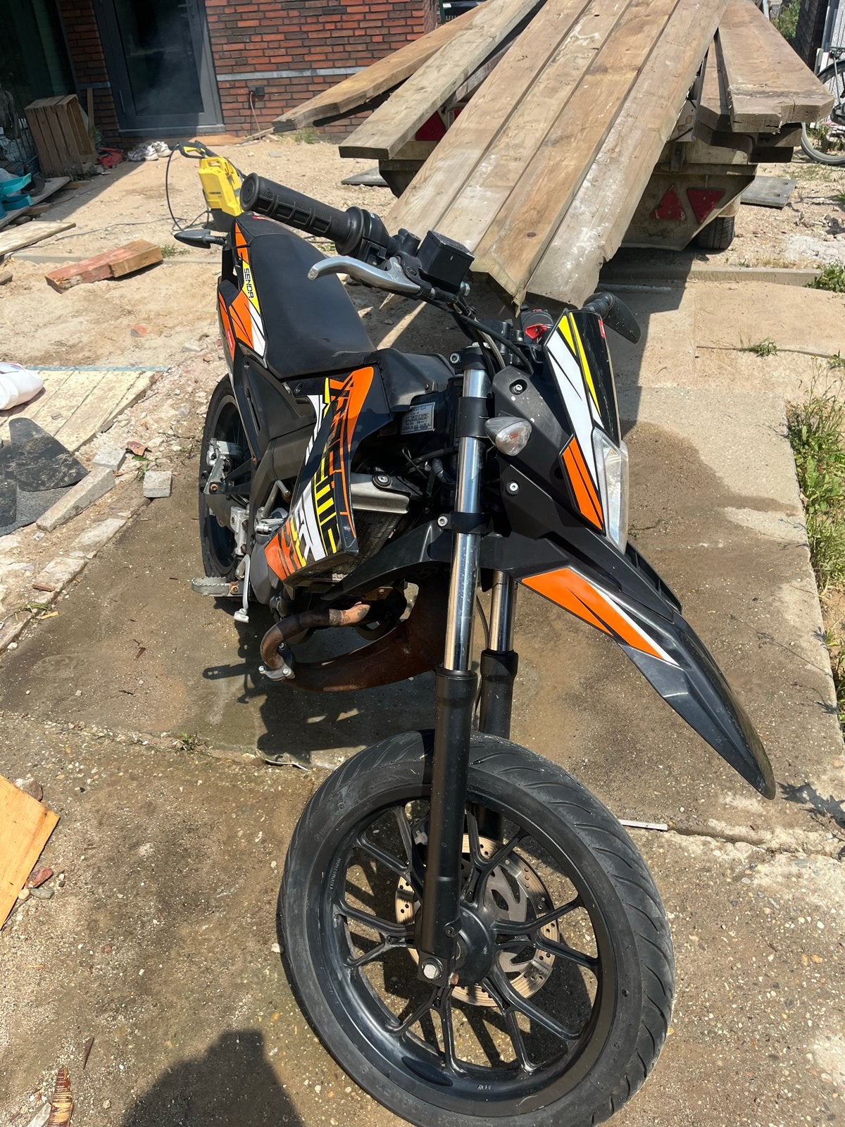 Derbi Senda Xtreme 50 - Oranje/Zwart Bromfiets, Ophalen, Gebruikt, Maximaal 45 km/u