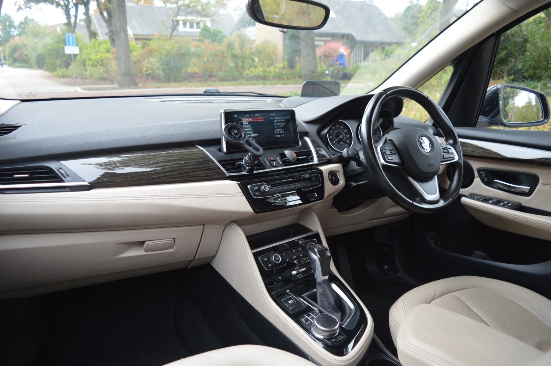 BMW 2-serie Active Tourer 218d RHD/head-up/140dkm, Auto's, Dealer onderhouden, 4 cilinders, 150 pk, Blauw