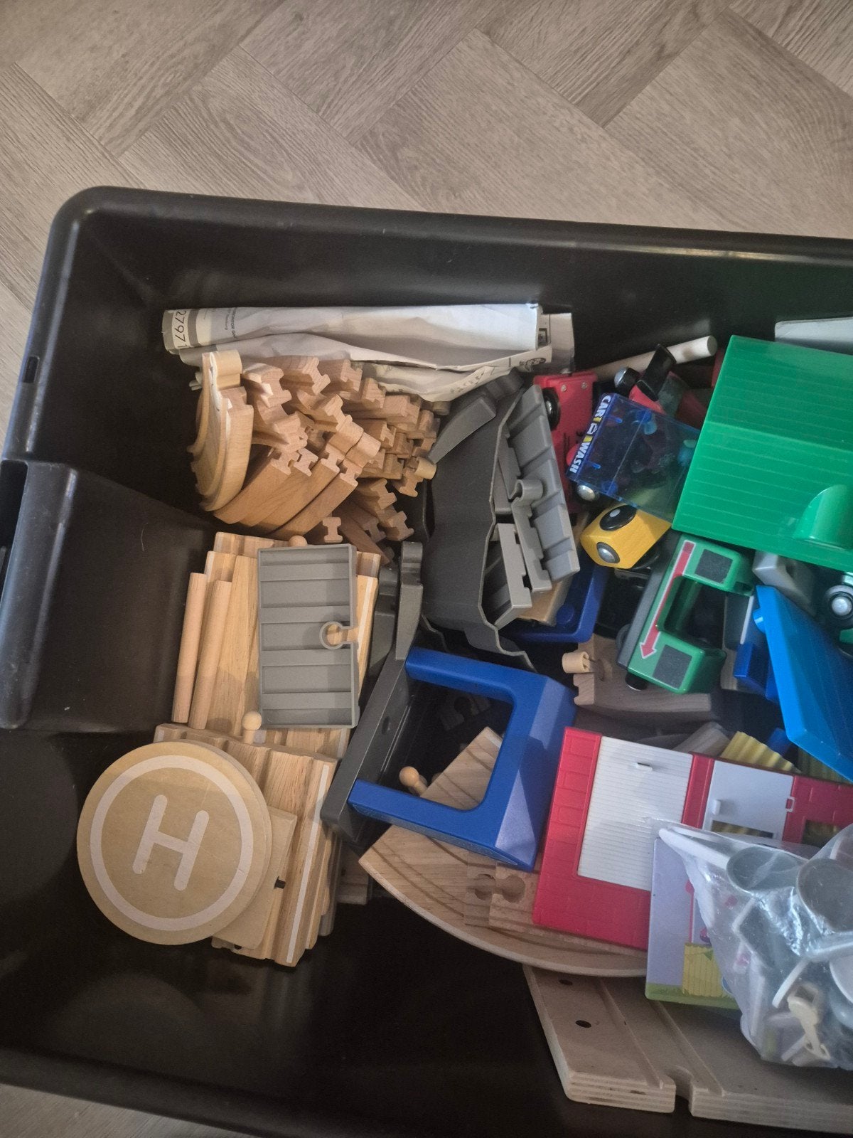 Grote partij houten treinrails en accessoires, Kinderen en Baby's, Speelgoed | Houten speelgoed, Ophalen