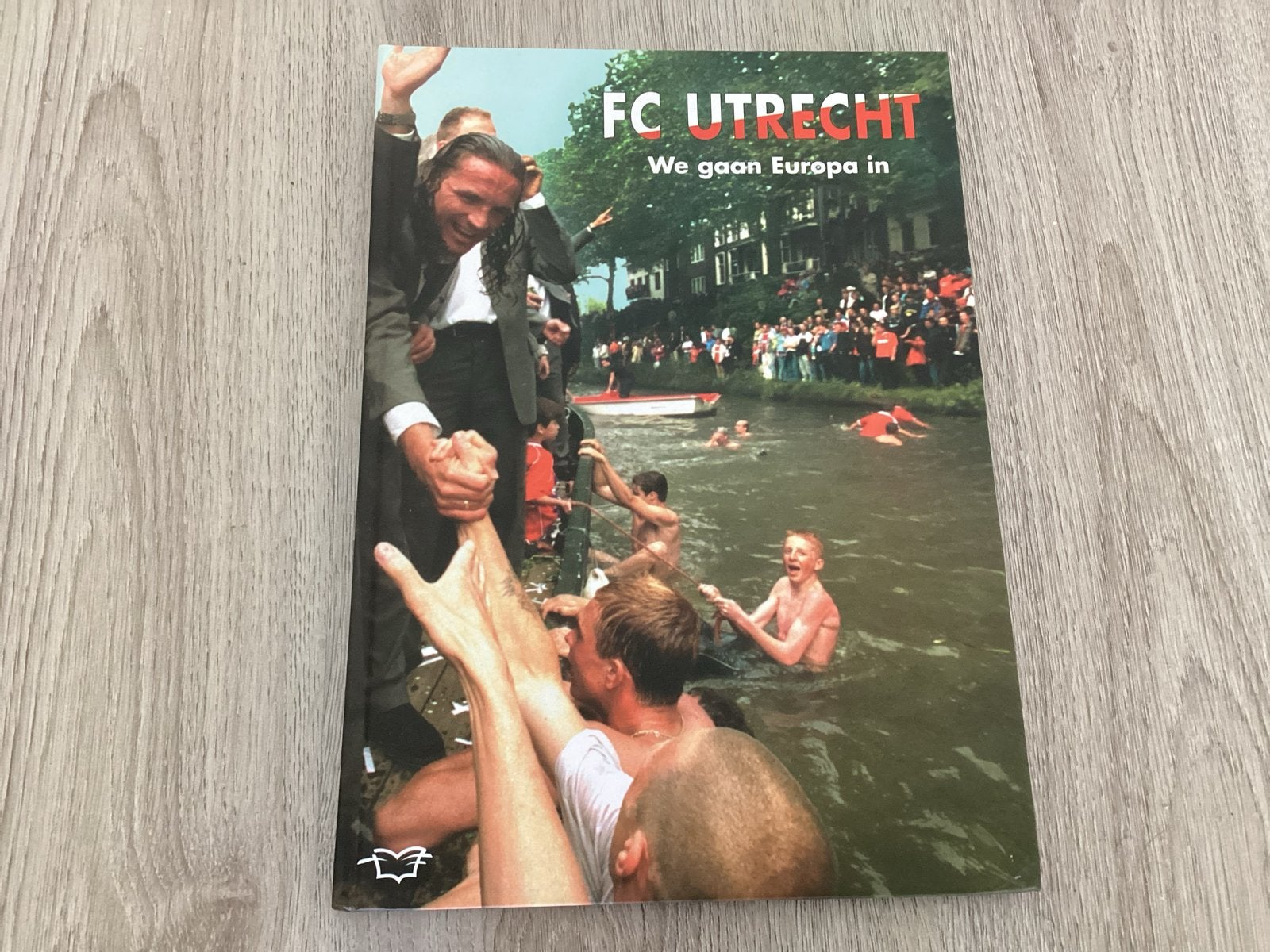 FC Utrecht: We gaan Europa in - Historisch Boek, Verzenden, Zo goed als nieuw, Balsport