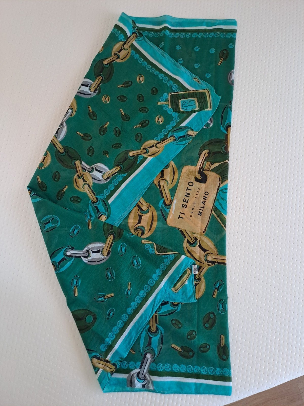 Ti Sento Milano Iconic 2022 Sjaal/Foulard, Kleding | Dames, Mutsen, Sjaals en Handschoenen, Ophalen of Verzenden, Nieuw, Maat 46/48 (XL) of groter