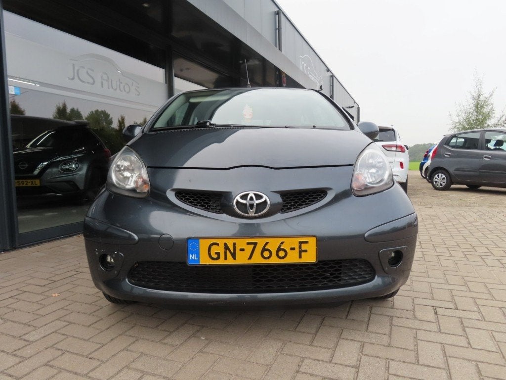 Toyota AYGO 1.0-12V + Elektrisch Pakket 14 Inch 2006, Voorwielaandrijving, Gebruikt, 4 stoelen, 68 pk