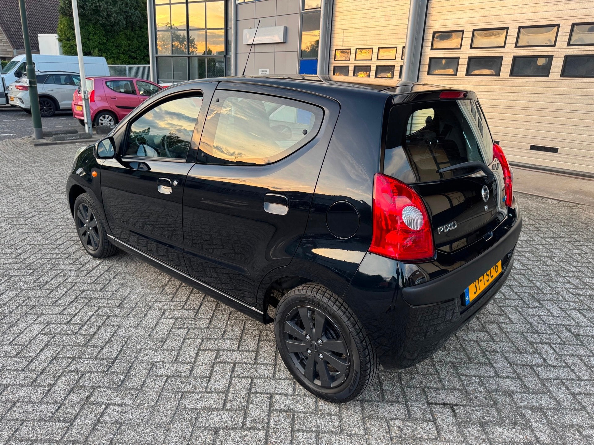 Nissan Pixo 1.0 Look Airco, Nieuwe koppeling,, Auto's, Nissan, Voorwielaandrijving, Euro 5, Gebruikt, 200 kg