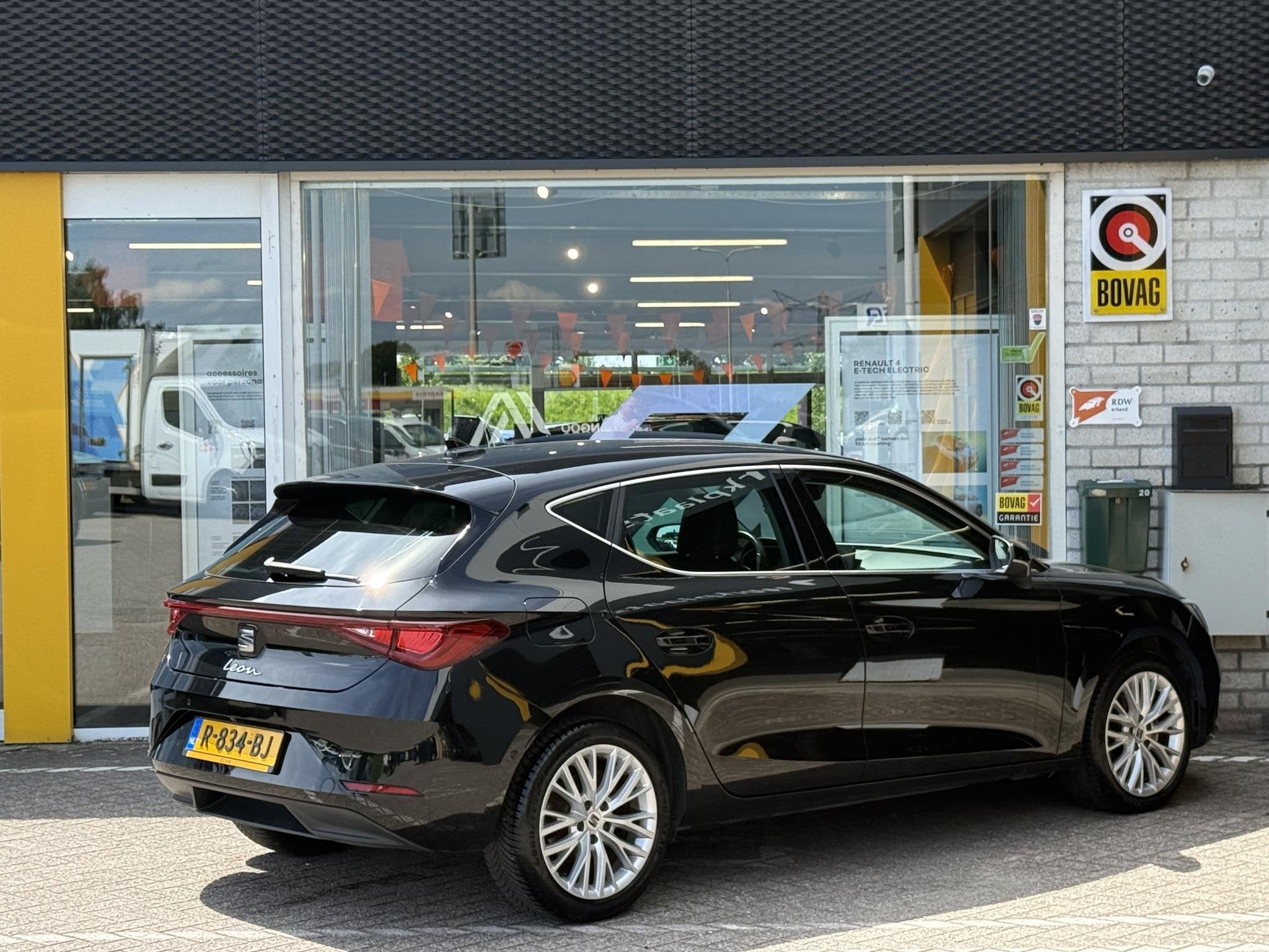 SEAT Leon 1.5 eTSI FR Business Intense | NAP | Navigatie | S, Stof, Euro 6, 150 pk, Leon