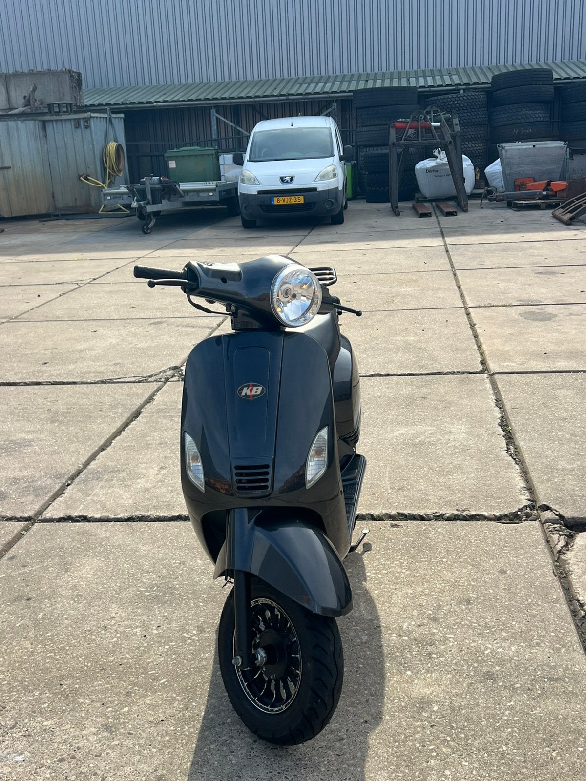 Scooter killerbee, Ophalen of Verzenden, Zo goed als nieuw, Benzine, Overige merken