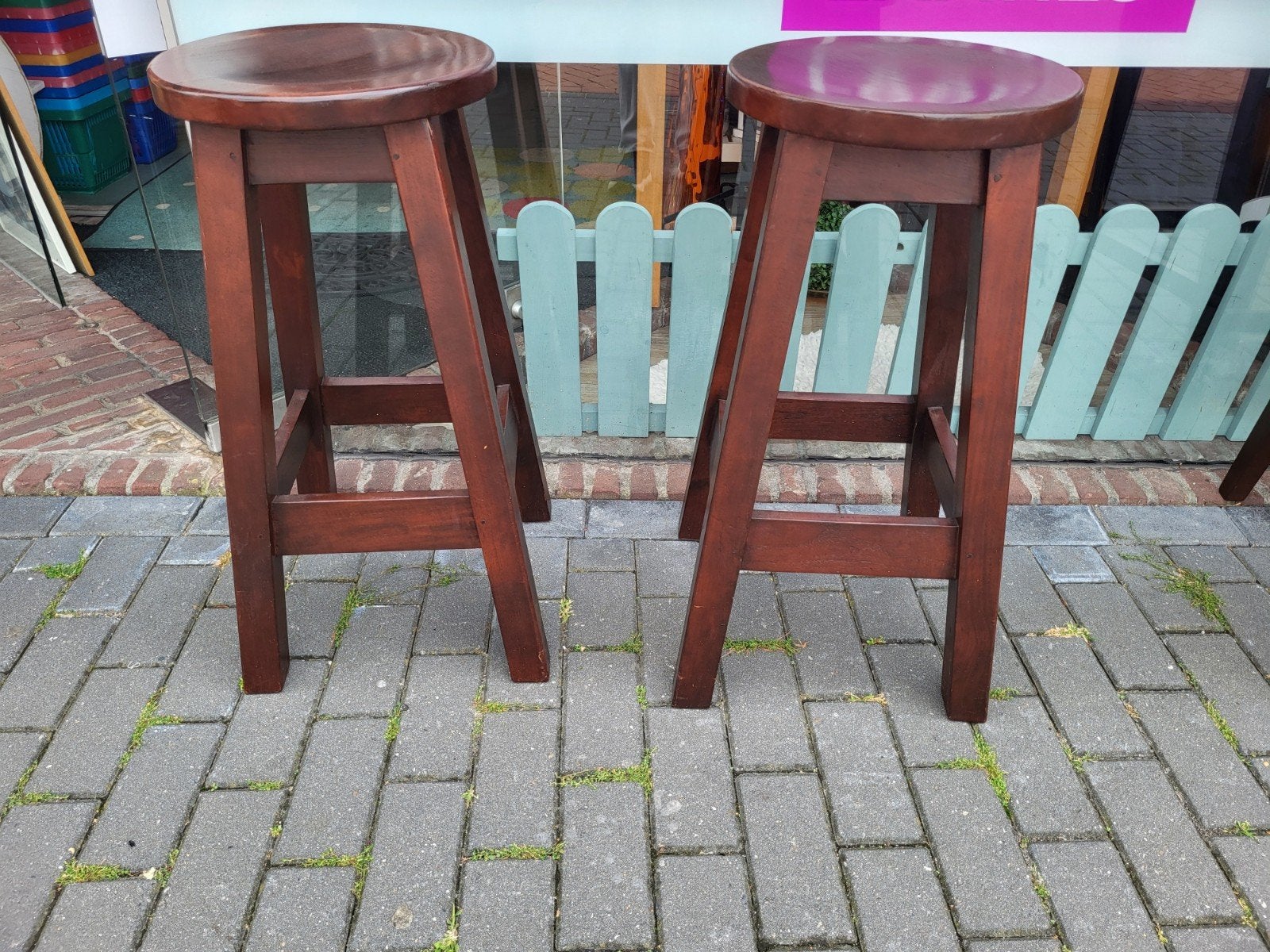 - Teak houten bar krukken, Huis en Inrichting, Kringloop Laares, 60 tot 90 cm, Ophalen of Verzenden, Minkmaatstraat 126