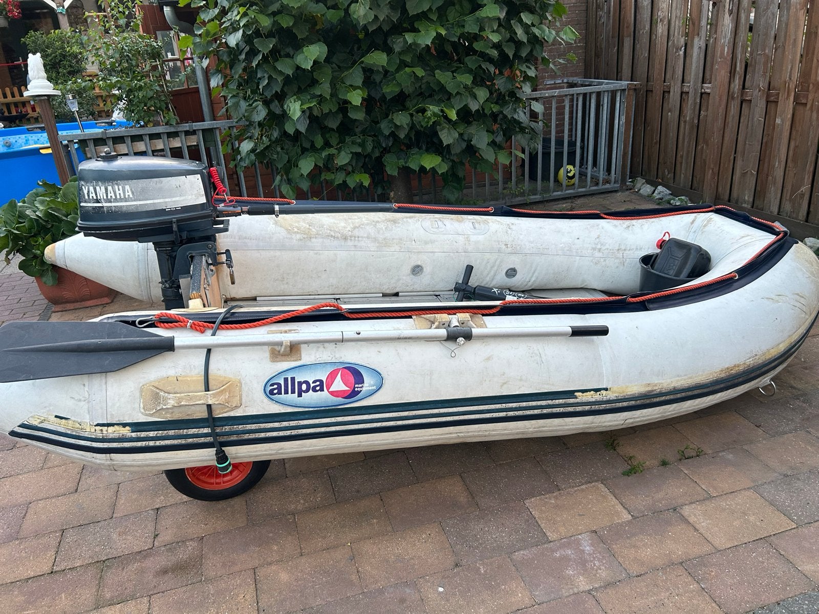Rubberboot met aluminium bodem en pomp (lek), Ophalen, Gebruikt