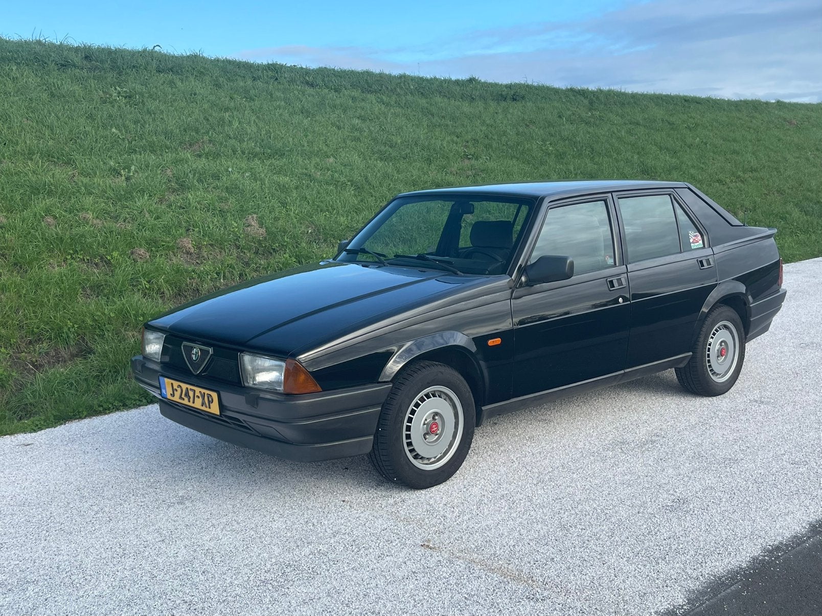 Alfa Romeo 75 1.8IE 1992, Auto's, 118 pk, 4 cilinders, Zwart, 1200 kg