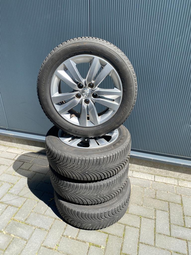 Originele Peugeot 308 velgen met Michelin winterbanden op, Ophalen, Gebruikt, 16 inch, Banden en Velgen