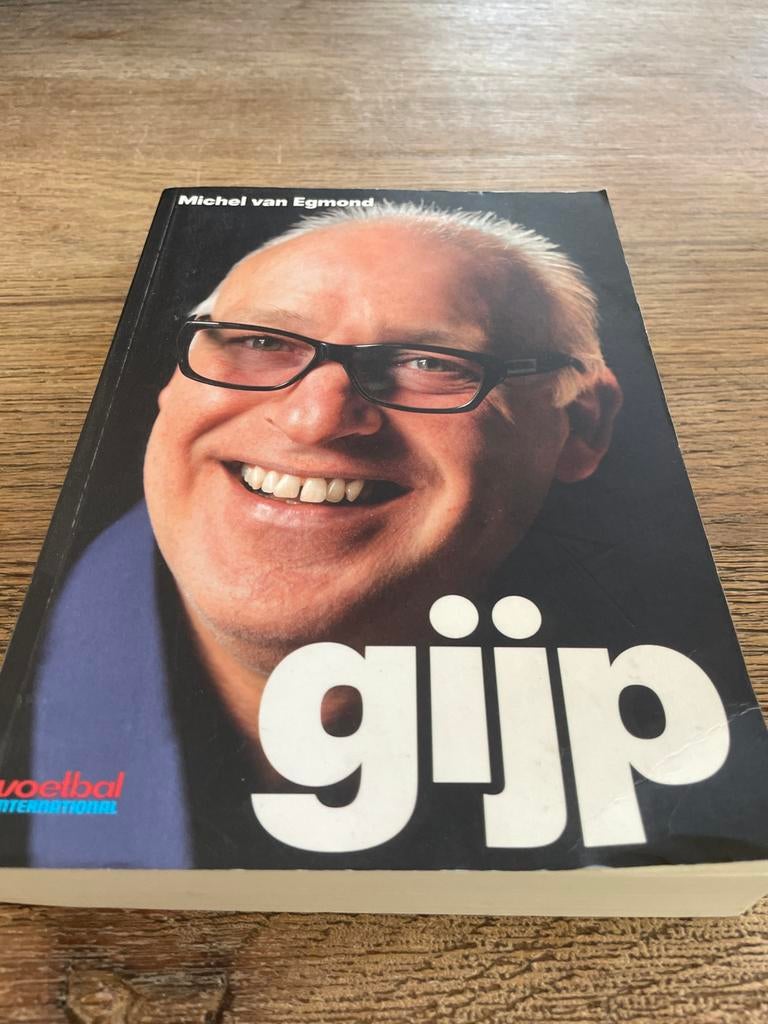 Gijp - Michel van Egmond (Voetbal International), Ophalen of Verzenden, Gelezen, Overige sporten