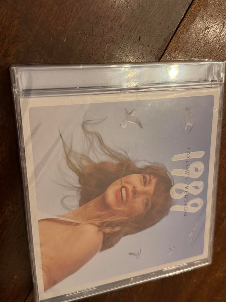 Taylor Swift - 1989 (Taylor's Version) CD met foto set, Ophalen of Verzenden, Zo goed als nieuw