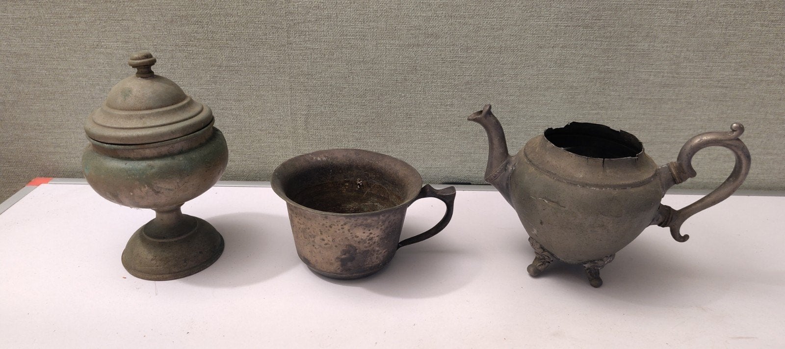 Antieke metalen theepot, beker en pot met deksel, Ophalen of Verzenden