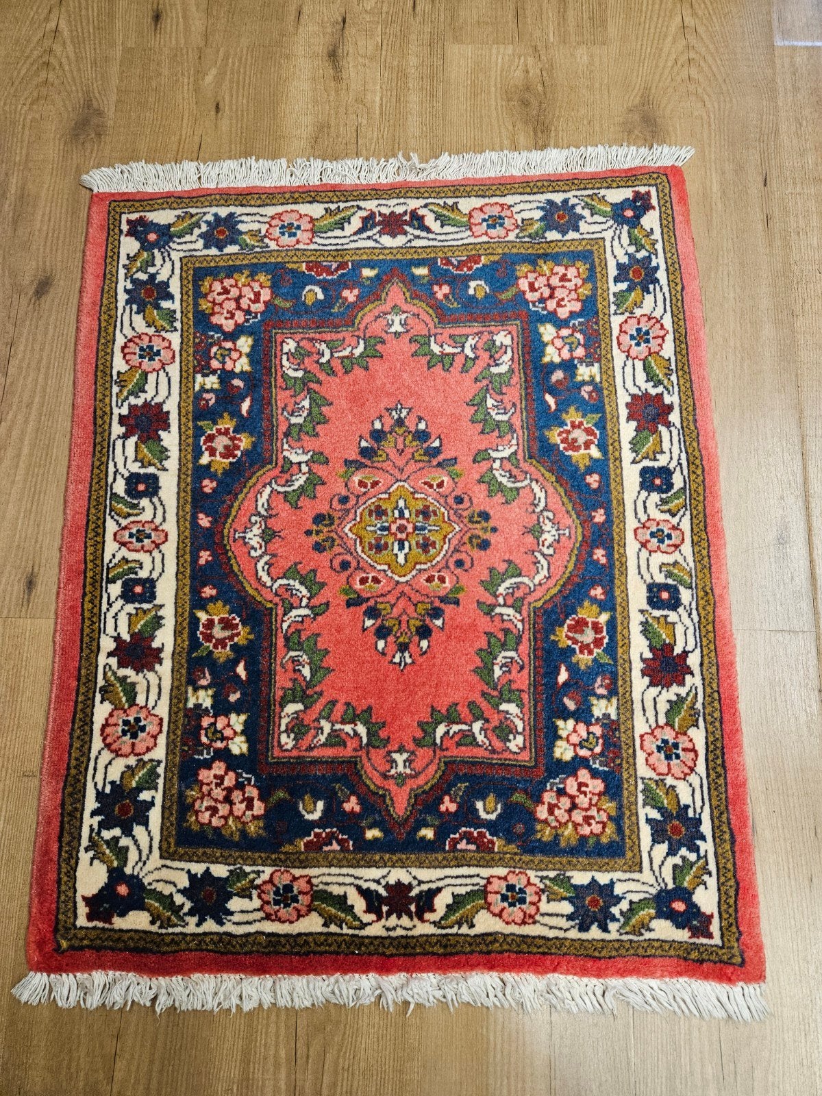 Handgeknoopt perzisch tapijt arak 83x69
Nieuw h, Info@SlatsAntiek.nl, Tweedehands, Tweedehands, 50 tot 100 cm