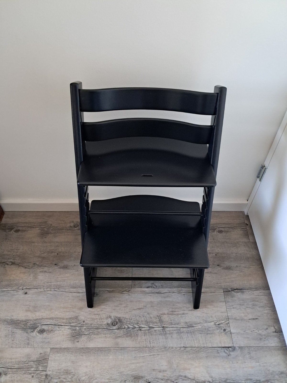 stokke tripp trapp kinderstoel nw.model, Ophalen, Zo goed als nieuw, Meegroeistoel