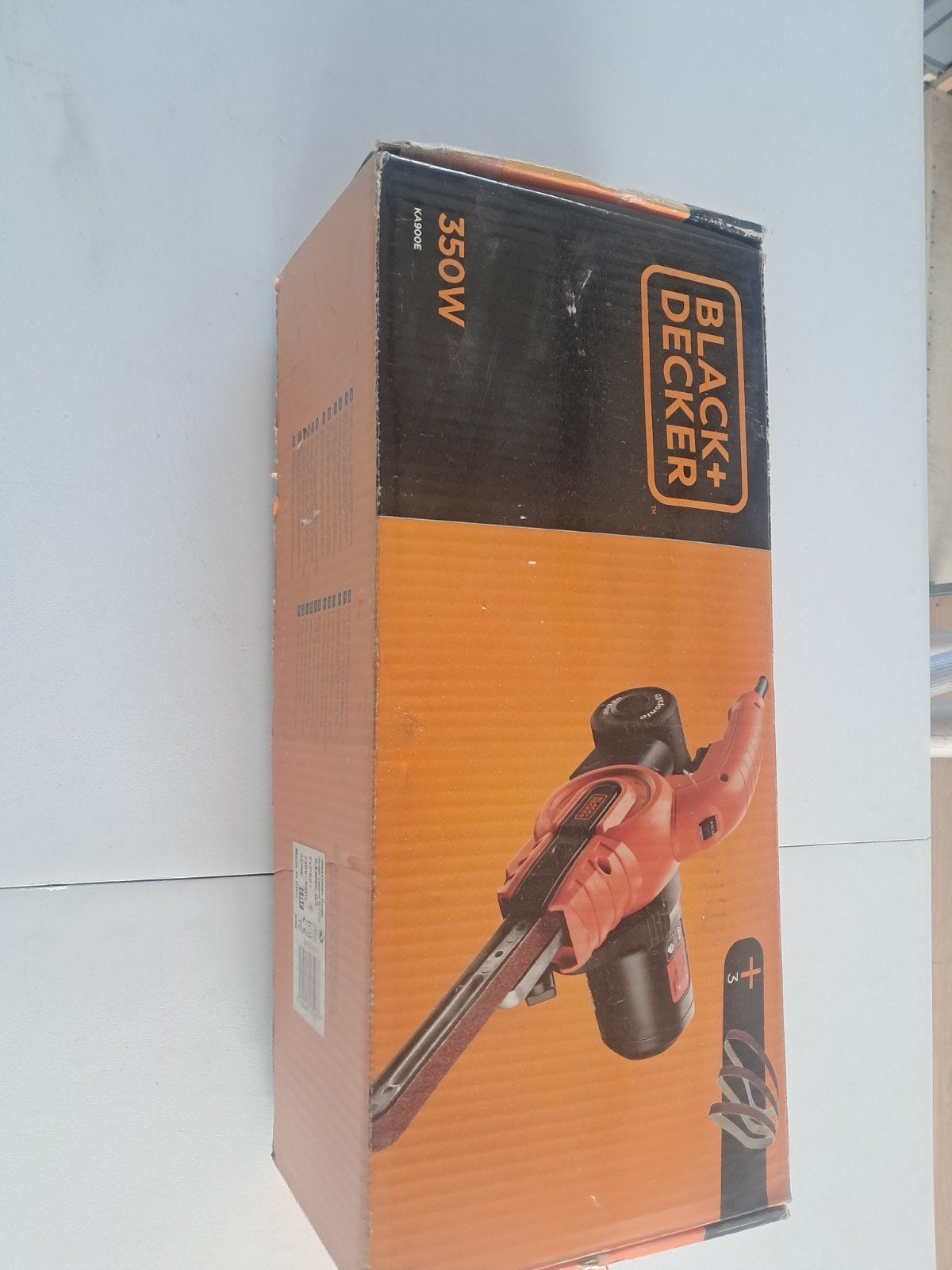 Black+Decker Bandschuurmachine 350W met accessoires, Ophalen of Verzenden, Zo goed als nieuw, Minder dan 600 watt, Bandschuurmachine