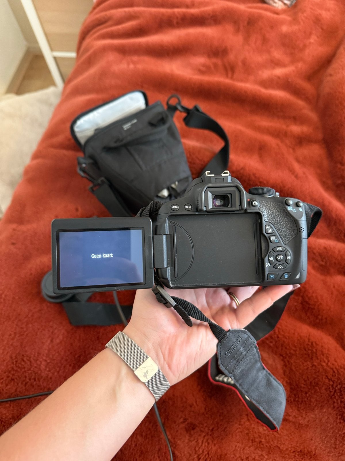 Foto 8 van Canon EOS 700D Spiegelreflexcamera met 18-55mm lens