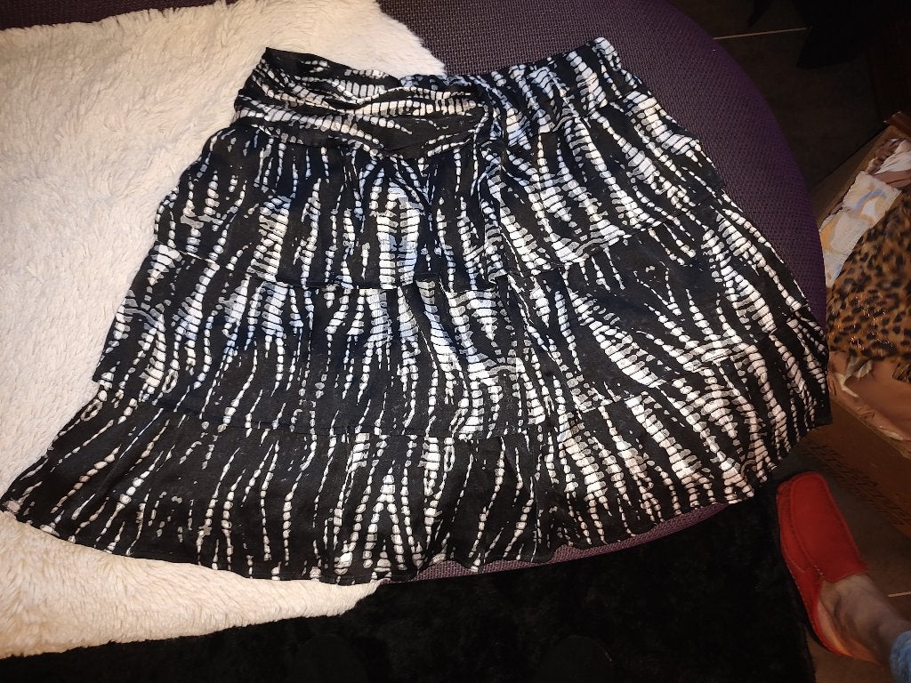 Flamant Rose rok maat M zwart grijs wit met glitter, Maat 38/40 (M), Meerkleurig, Zo goed als nieuw, Boven de knie