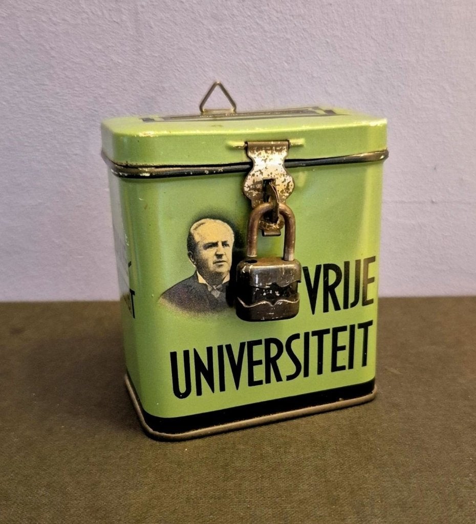 Vrije Universiteit Spaarpot Medische Faculteit 1932, Verzamelen, Ophalen of Verzenden, Gebruikt, Metaal of Blik, Overige thema's